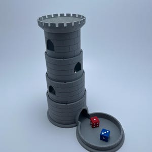 Kompakter zusammenklappbarer Würfelturm