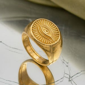 Eye of Providence Gold Ring – All Seeing Eye Signet, Protection Ring, Spiritual Jewelry for Men & Women, Boho Statement Ring