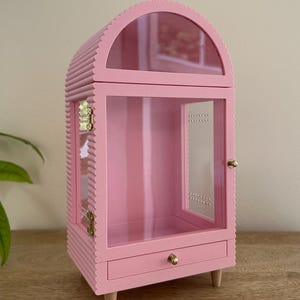 Terrário arqueado para aranhas-saltadoras | Porta frontal magnética e gaveta deslizante | Tampo removível opcional Light Pink