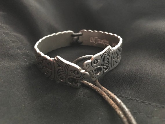 st justin bracelets