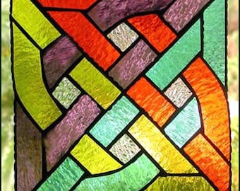 6/" Round Stained Glass Hanging Panel With Slainte Design