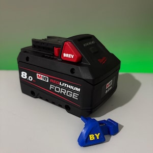 Milwaukee M18 Custom Battery Button | Personalized Tool ID Label & Release Switch | Gift for Tradies | 18V