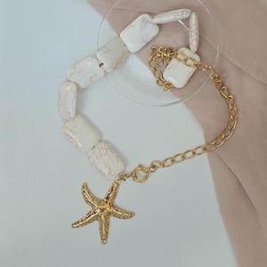 Necklace, Chunky Necklace, Necklace with Large Beads, Acrylic Beads, Gold Chain, Beach Jewelry, Fashion Jewelry