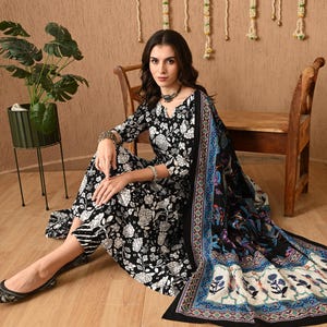 Black and White Anarkali Kurta Set: Multicolor Dupatta, Elegant Indian Outfit