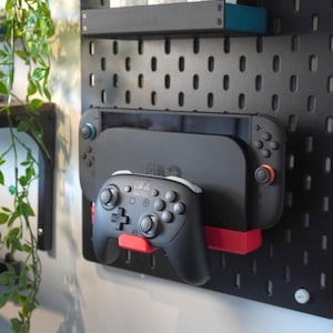 Switch 2 dock and cartridge or pro controller SKADIS mount
