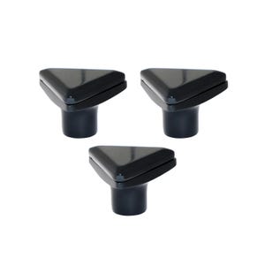 Può includere: Tre pomelli neri per mobili con una parte superiore triangolare e una base cilindrica sono disposti su uno sfondo bianco. I pomelli hanno una finitura lucida che riflette la luce. Questi pomelli sono adatti per cassetti e armadi.