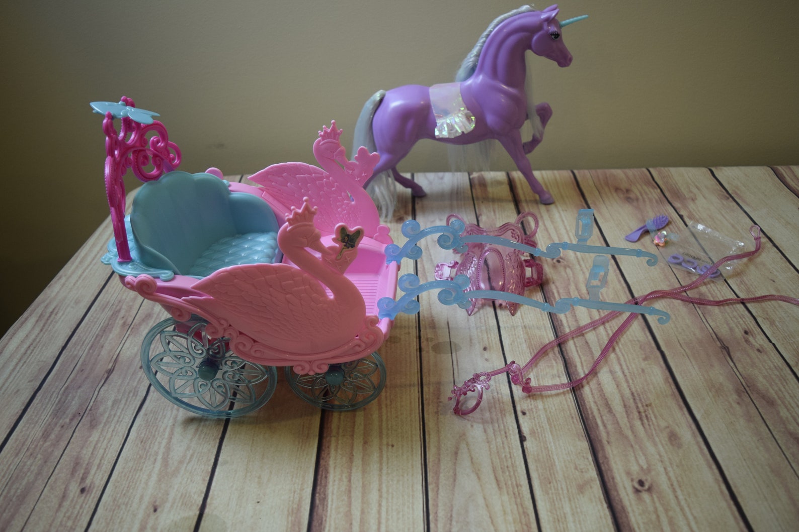 Barbie Swan Lake Lila Unicorn and Carriage Playset - Etsy.de