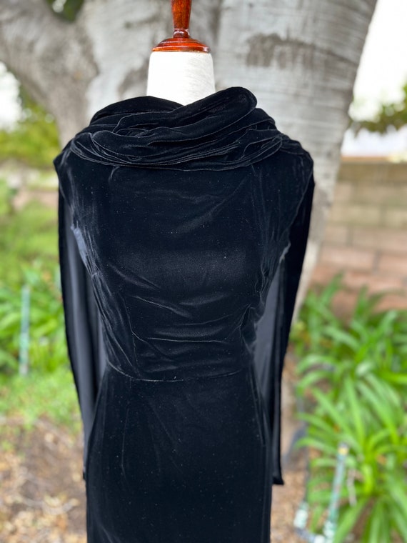 Sensational Vintage Black Velvet Dress