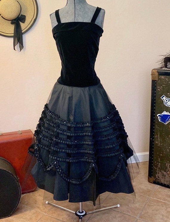 Beautiful 1950's Black Velvet and Tulle Skirt Part