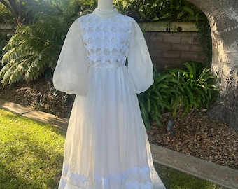1970’s Bridal Beauty