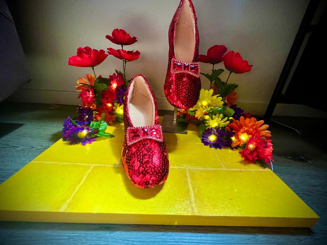 Wizard of Oz Inspired Display for Ruby Slippers