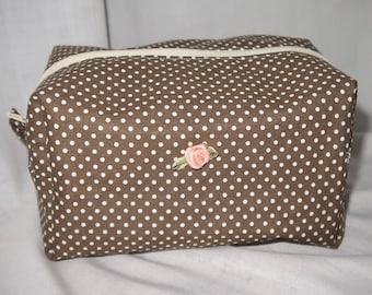 Kosmetyczka w kropki, organizer na kosmetyki podróżne, AngelArchiveHandmade, powrót do szkoły
