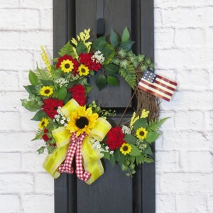 Summer Wreath For Front Door, Sunflower Wreath, Red Geranium Wreath, Patriotic Floral Wreath, Summer Decor, Sunflower Decor image 3