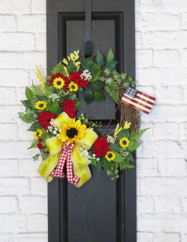 Summer Wreath For Front Door, Sunflower Wreath, Red Geranium Wreath, Patriotic Floral Wreath, Summer Decor, Sunflower Decor image 3