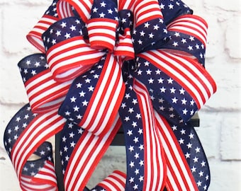Patriotic Lantern Bow: Red White Blue USA Flag Decor