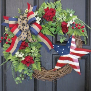 Patriotic Wreath, Americana Wreath, Red White and Blue Wreath, Floral Patriotic Wreath, Memorial Day Wreath, 4th of July Wreath image 3