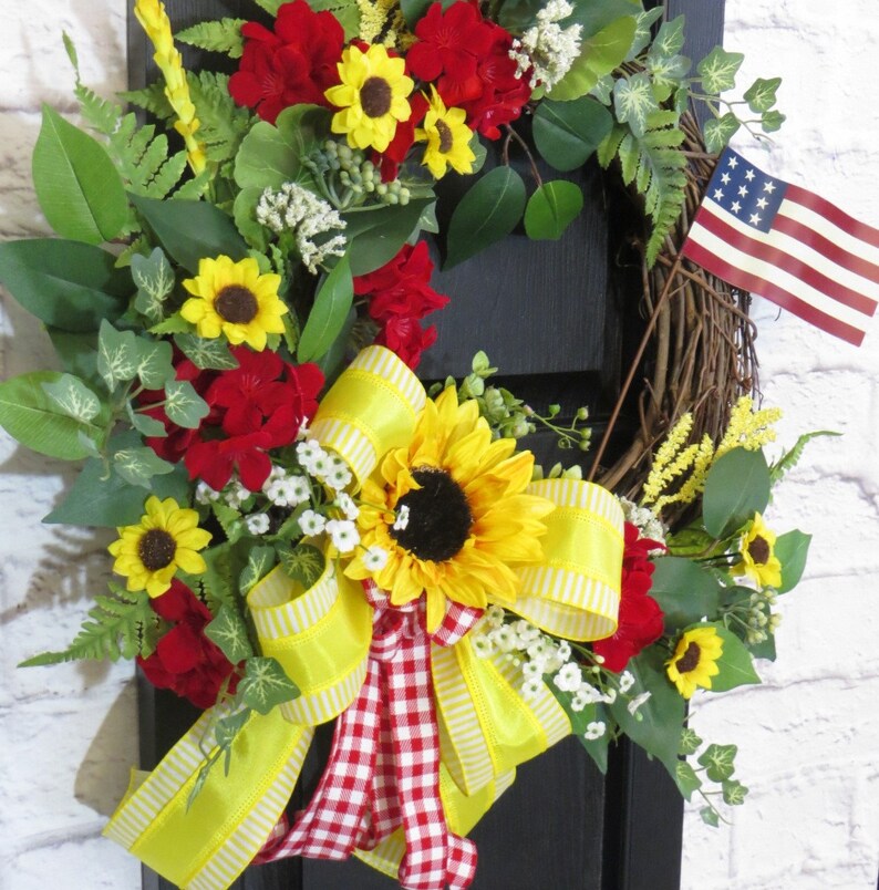 Summer Wreath For Front Door, Sunflower Wreath, Red Geranium Wreath, Patriotic Floral Wreath, Summer Decor, Sunflower Decor image 4