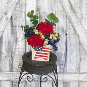 Summer Floral Arrangement, Patriotic Decor, Small Shelf Arrangement, Decor For Desk, Summer Hostess Gift, Rustic Americana Decor image 2