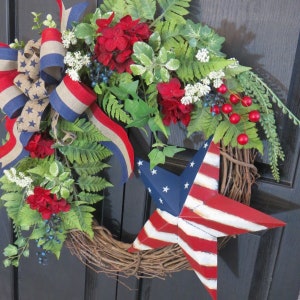 Patriotic Wreath, Americana Wreath, Red White and Blue Wreath, Floral Patriotic Wreath, Memorial Day Wreath, 4th of July Wreath image 5