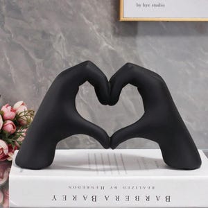 Gold Heart Hand Statue: Modern Resin Love Gesture Decor for Living Room & Bedroom, Unique Home Decoration, Love Gesture Hands Sculpture