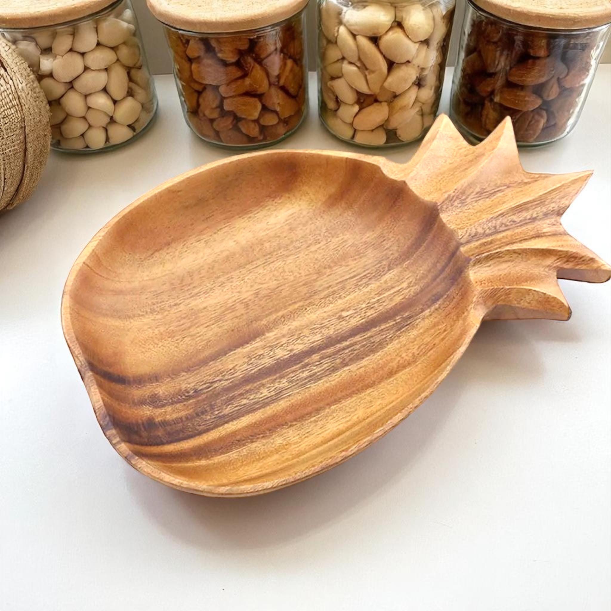 Rustic Pineapple Snack Tray – Natural Wood-Decorative Wooden Fruit Bowl–Acacia Wood-Handmade Acacia Wooden Bowl–Pineapple Shape-Handcrafted