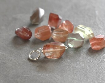 M - Andesine Labradorite Freeform Nugget - Memento Charm for Bracelet, Huggie Hoop Earring Drop - Red Feldspar - Natural Gemstone Jewelry