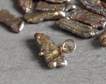 Abalorio de perla Biwa japonesa marrón natural - Joyería de perlas cultivadas reales - Plata, colgante pequeño envuelto en alambre de oro de 14 k - Pendiente colgante Agregar