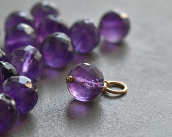 M - Charm de amatista púrpura oscuro natural - Joyería minimalista sencilla para el día a día con alambre - Colgante de piedra natal de febrero para cadena