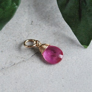 L Bold Pink Sapphire Pendant Natural Stone Sapphire Jewelry Precious Gemstone Jewelry Born in September Jewelry for Mom image 1