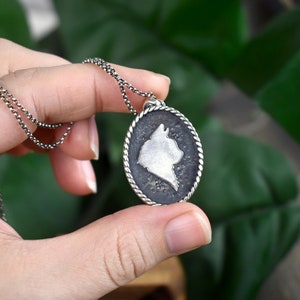 Larger Sterling Silver Cat Silhouette Pendant Modern Cameo Necklace for Her Animal Lover Witch Jewelry Wiccan Witch Familiar Spirit image 3