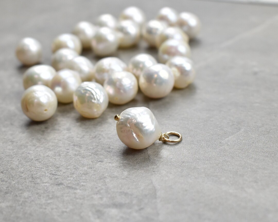 ブレスレット LESS IS MORE oval pearl necklace Oval Pearl Necklace - Etsy