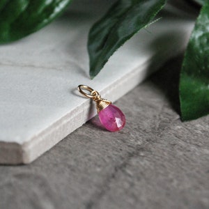 L Bold Pink Sapphire Pendant Natural Stone Sapphire Jewelry Precious Gemstone Jewelry Born in September Jewelry for Mom image 2
