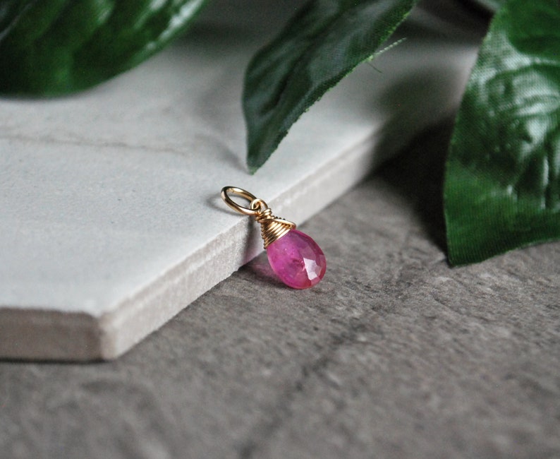 L Bold Pink Sapphire Pendant Natural Stone Sapphire Jewelry Precious Gemstone Jewelry Born in September Jewelry for Mom image 2