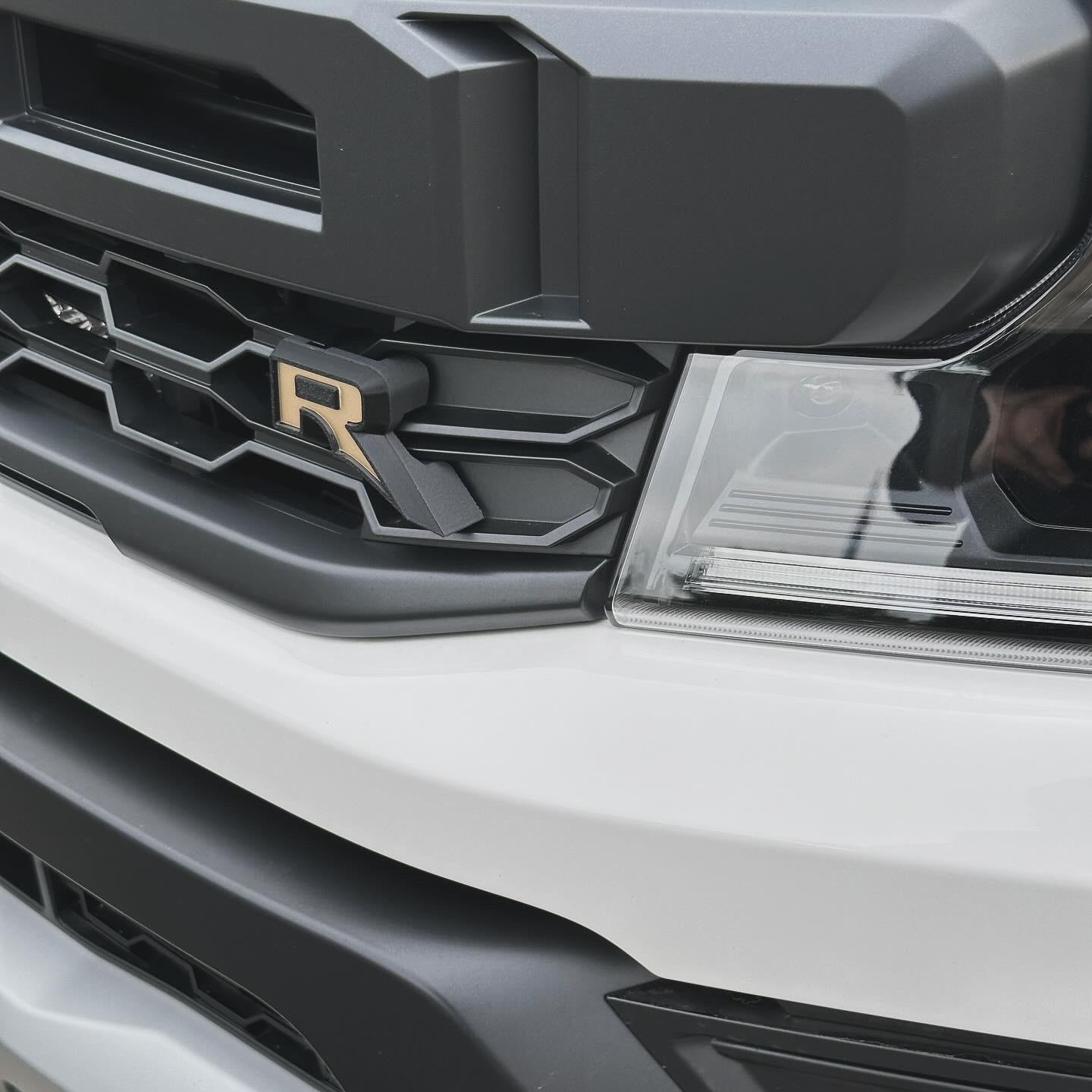 Ford Next-gen Ranger Raptor R Logo 3D Badge (2 Tone Out-trim) - Etsy