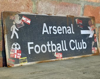 Cartello stradale Arsenal Highbury: decorazione murale in vero metallo arrugginito in stile vintage