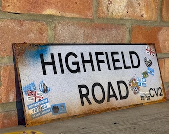 Highfield-verkeersbord: vintage stijl echte roest metalen muurkunst Coventry City Football