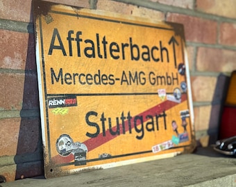 Cartel vintage de la calle Affalterbach: Mercedes AMG Real Rust Mancave Garage Wall Art