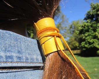 Lederen haaromslag paardenstaarthouder haarelastiekje geel of zwart paardenstaart manchet haarsieraden boho kledingstijlaccessoires Z301