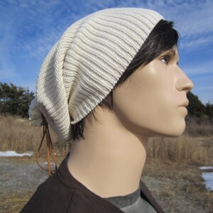 Warm Knit Winter Hat Ivory Men&#39;s Beanie Winter White Loose Knitted Baggy Leather Tie Back Tam A1448