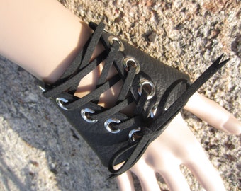 Fingerless Gloves Black Leather Corset Hand Jewelry Wristband Women's Cuff Bracelet L2110