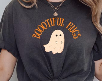 Camiseta "Bootiful Hugs Ghost" / Camiseta de Halloween Bella Canvas 3001 gris jaspeado / Bonita camiseta blanca "Fantasy" con tipografía naranja. Fabricada en Alemania.