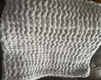 Handgemaakte luxe babydeken | Zacht grof gebreide babydeken | Neutraal grijs babycadeau | Moderne babydeken | 30 x 30