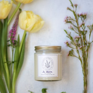Soy Candle 'In Bloom' Spring Scent image 3