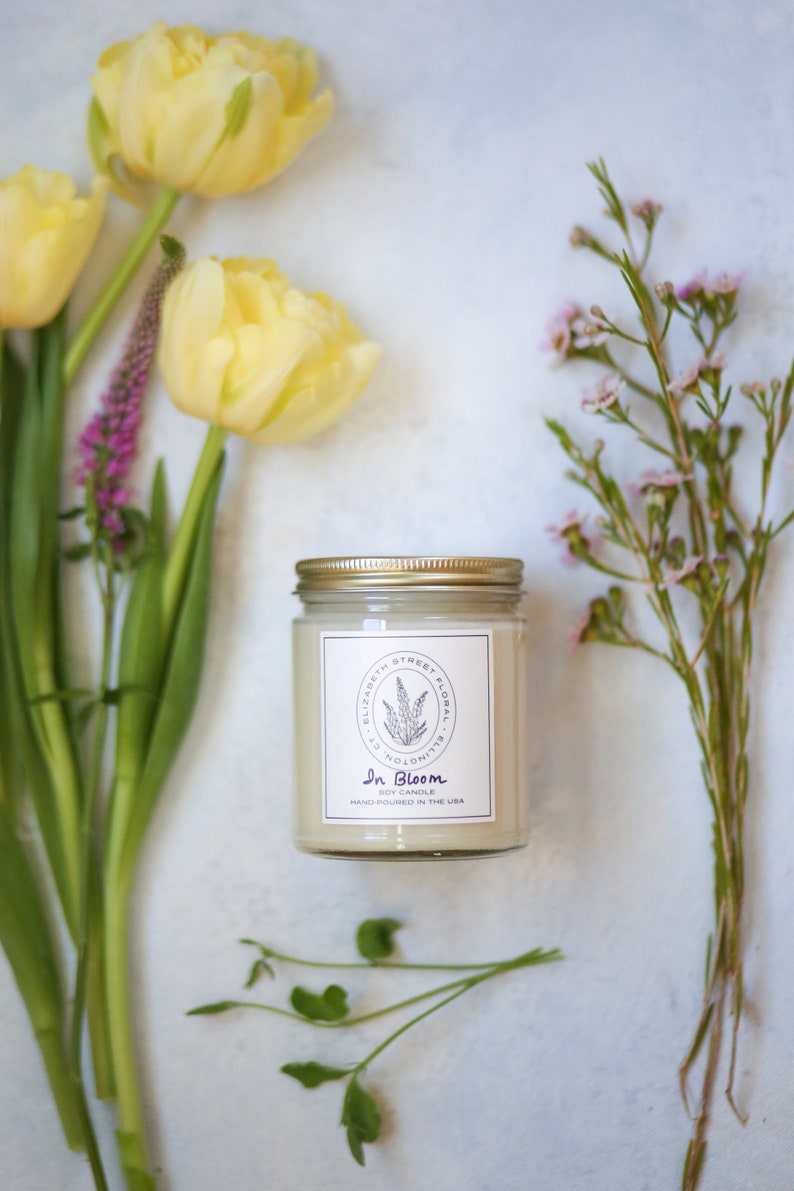 Soy Candle 'In Bloom' Spring Scent image 3