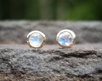 Rainbow Moonstone Earrings, Moonstone Stud Earrings, Rainbow Moonstone Studs, 14K Gold Studs, June Birthstone Jewelry, Womens Gift for Her