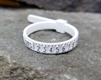 Plastic Ring Sizer, Adjustable US Ring Sizer, Reusable Ring Sizer, Accurate Ring Sizer, Full Ring Size, Half Ring Size, Find Your Ring Size