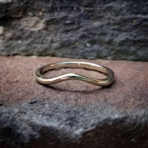 White Gold Curved Wedding Band for Women, Simple 14K Solid White Gold Band, 14K Stacking Ring, Contour Wedding Ring, Minimalist Curve Ring