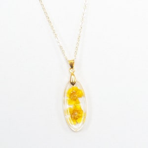 Real Buttercup Dried Wild Flower / Resin Necklace Jewelry / UV Resin Preserved Dried Buttercup Yellow Flower / Dried Flower Jewelry