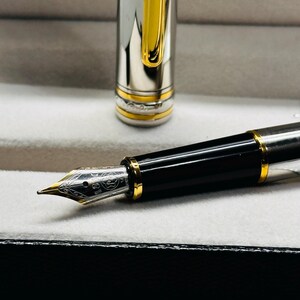 Pre-Owned Montblanc Meisterstück Fountain Pen – Genuine Swiss Luxury Pen image 3