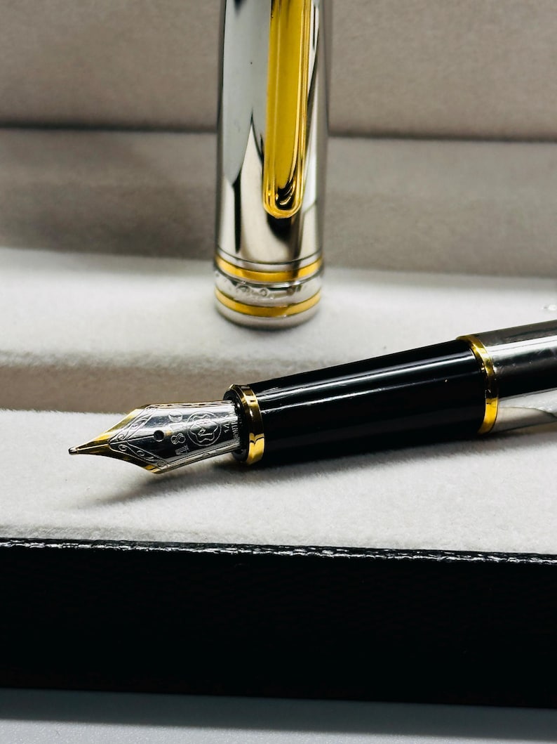 Pre-Owned Montblanc Meisterstück Fountain Pen – Genuine Swiss Luxury Pen image 3